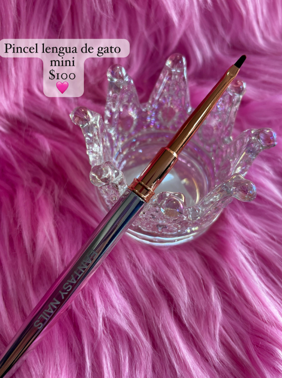 PINCEL LENGUA DE GATO FANTASY NAILS
